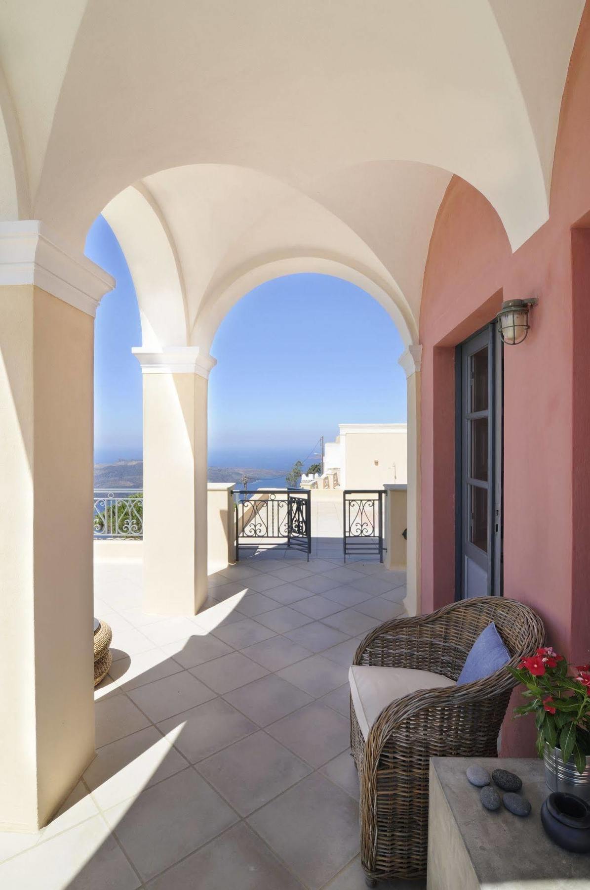 Archipel Mansion Villa Fira  Exterior photo